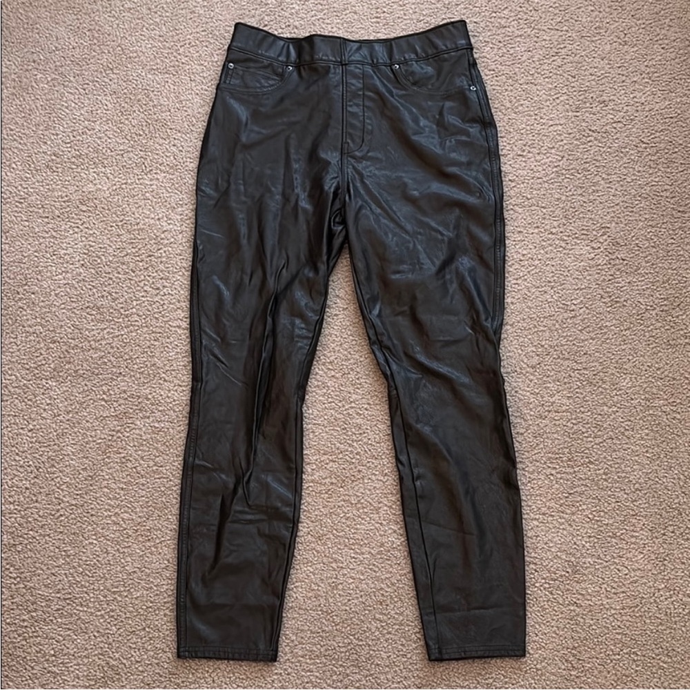 SPANX Glossy Black Leggings - Picture 13 of 14